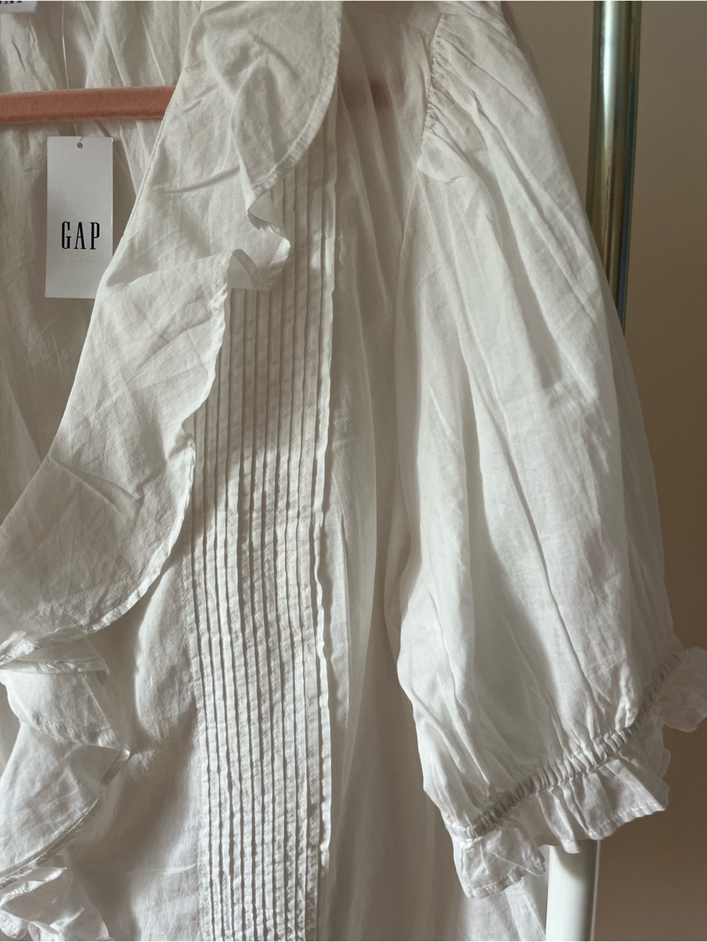 GAP White Ruffle-Front Blouse - Picture 3 of 6
